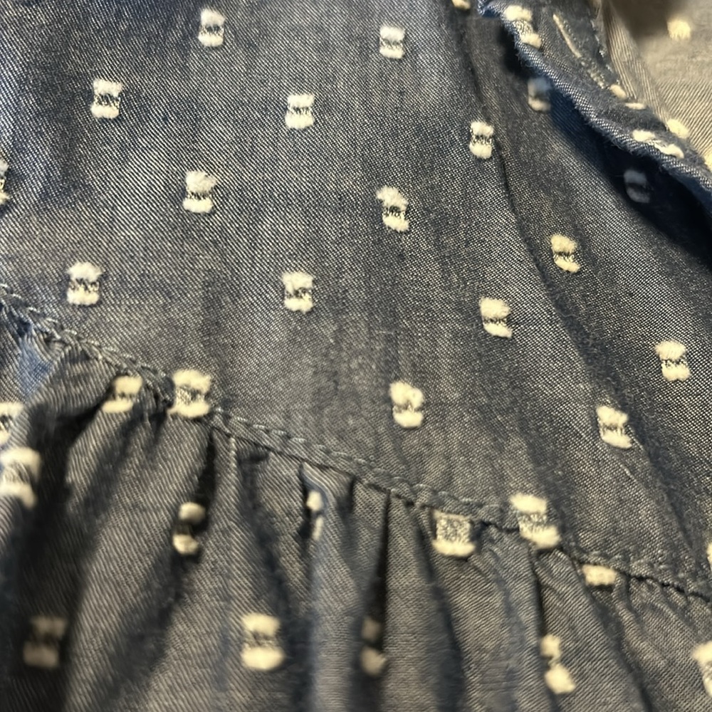 3/4 button down blouse - Picture 3 of 6